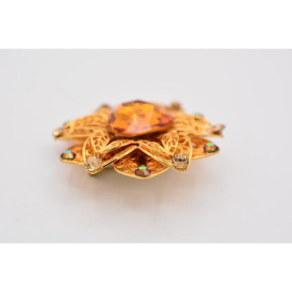 Vintage Crystal Flower Pin Brooch Watermelon Rhinestone Gold Tone Filigree BinAT - Picture 8 of 12